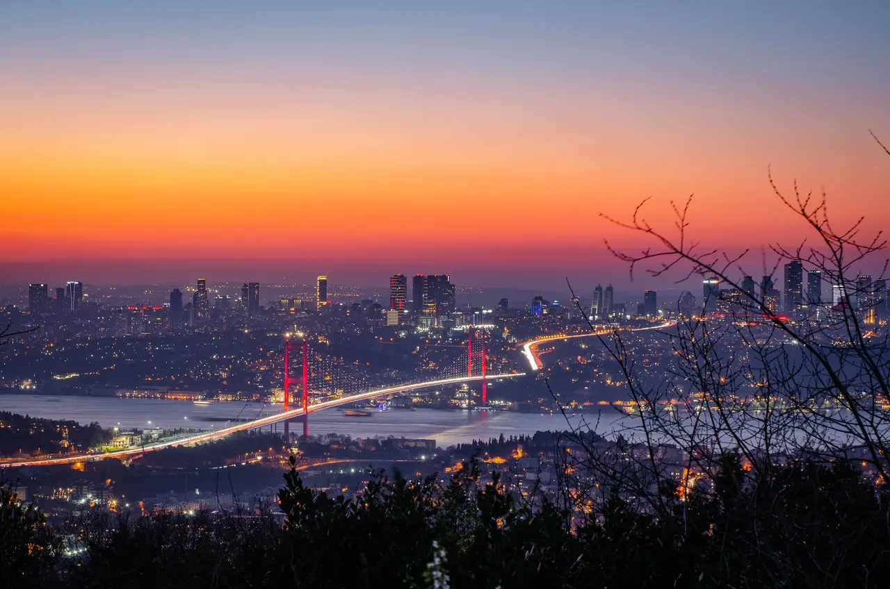 Kadıköy çevresinde yol ve kurtarma — örnek fotoğraf